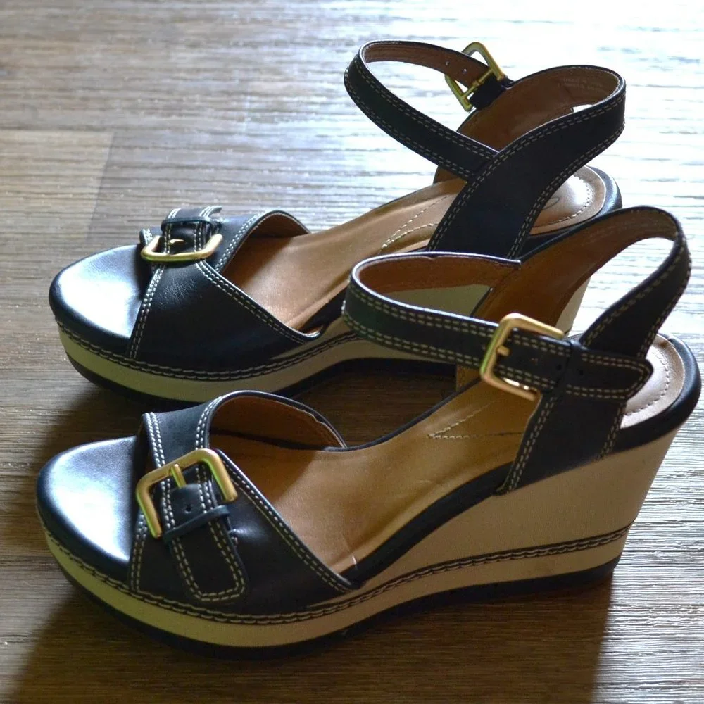 Clarks worn once